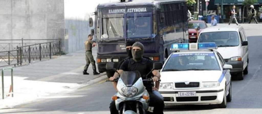 Σεϊσίδης και Σακκάς μεταφέρονται στις φυλακές Μαλανδρίνου και Δομοκού Σεϊσίδης και Σακκάς μεταφέρονται στις φυλακές Μαλανδρίνου και Δομοκού