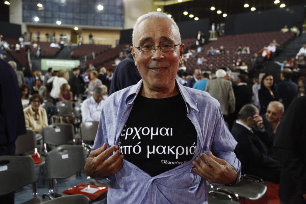 Ρε μάζεψτε τον! Ο Ζουράρις είπε οτι και να χάσουμε μερικά νησιά… δεν πειράζει!