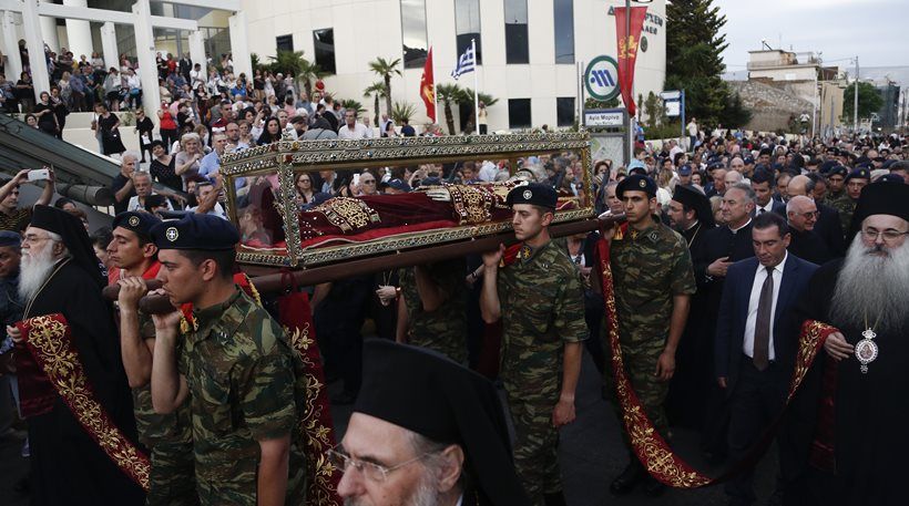 Με λαμπρότητα στην Αθήνα από τη Βενετία τα λείψανα της Αγίας Ελένης Με λαμπρότητα στην Αθήνα από τη Βενετία τα λείψανα της Αγίας Ελένης