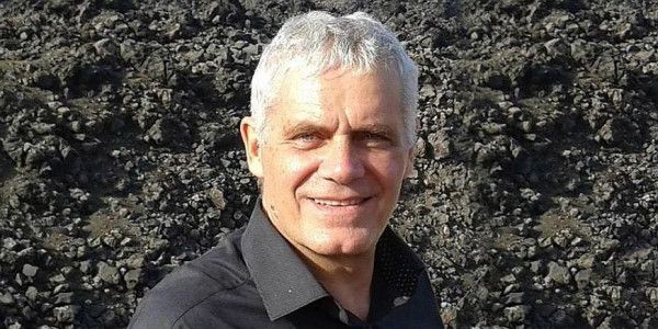 ΤΣΙΡΩΝΗΣ: «Κάνναβη στο μπαλκόνι με παράβολο στο κράτος» ΤΣΙΡΩΝΗΣ: «Κάνναβη στο μπαλκόνι με παράβολο στο κράτος»