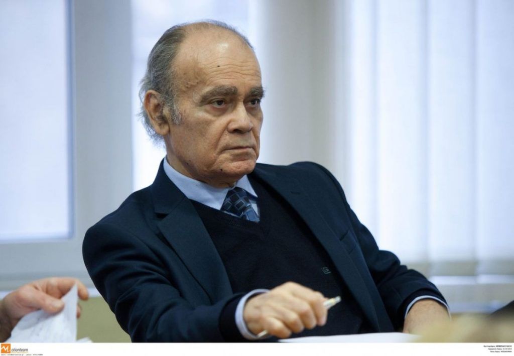 Ρωμανιάς: Με γονατογραφήματα η αντιμετώπιση του συνταξιοδοτικού Ρωμανιάς: Με γονατογραφήματα η αντιμετώπιση του συνταξιοδοτικού