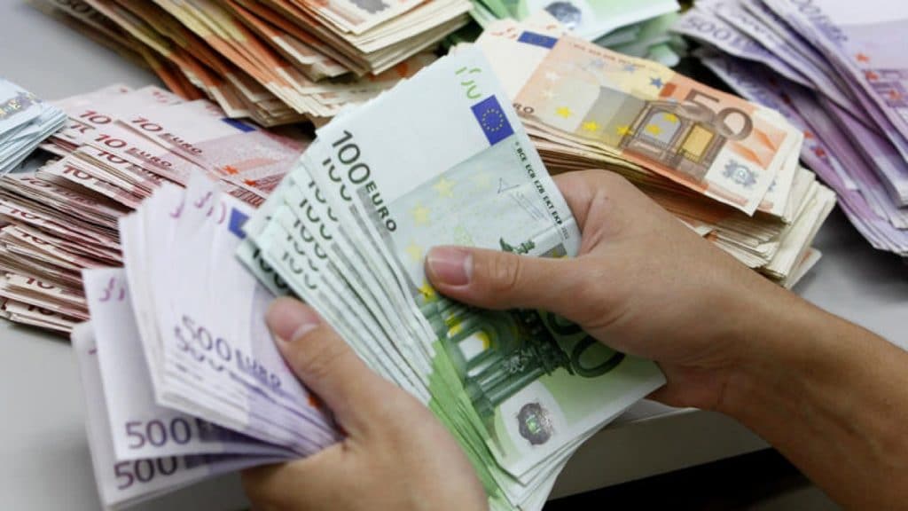 Χιλιάδες τα πλαστά ευρώ στην αγορά