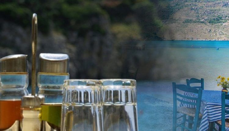 Η απάτη με το λάδι – Γυρίστε τη σαλάτα πίσω αν δείτε αυτό στο πιάτο Η απάτη με το λάδι – Γυρίστε τη σαλάτα πίσω αν δείτε αυτό στο πιάτο