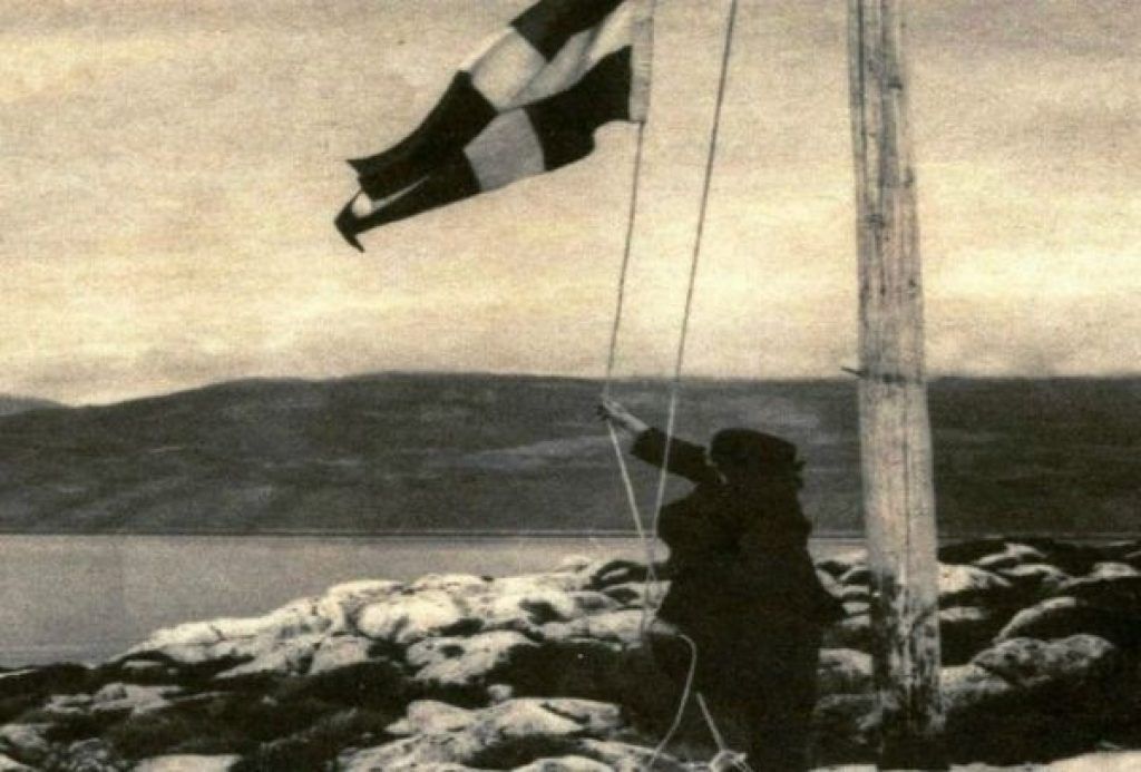 Η κυρά της Ρω: Η γυναίκα που σήκωνε επι 40 χρόνια την ελληνική σημαία