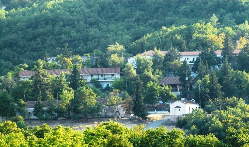 Λουτρά Καΐτσας – Δρανίστας ένας παράδεισος στο κέντρο τής Ελλάδας Λουτρά Καΐτσας – Δρανίστας ένας παράδεισος στο κέντρο τής Ελλάδας