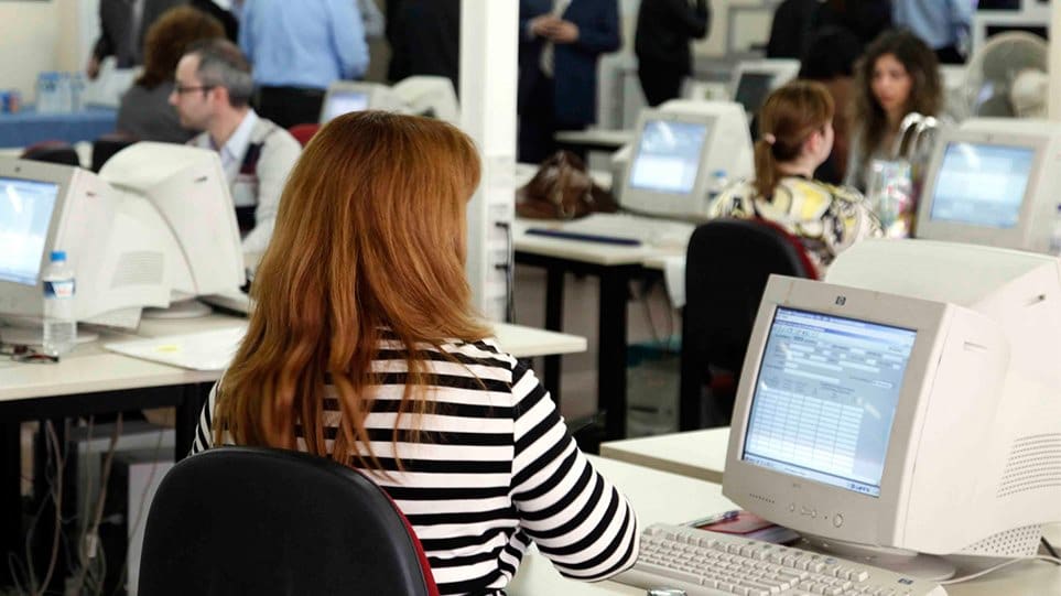 Ασφαλιστικό ελεύθερων επαγγελματιών: Ελεύθερη η επιλογή εισφορών για κάθε ασφαλισμένο Ασφαλιστικό ελεύθερων επαγγελματιών: Ελεύθερη η επιλογή εισφορών για κάθε ασφαλισμένο
