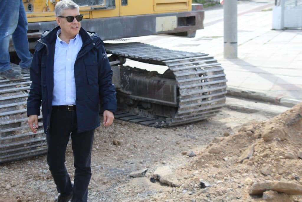 Υπογράφηκε η σύμβαση για τη βελτίωση του δρόμου Φάρσαλα – Δομοκός