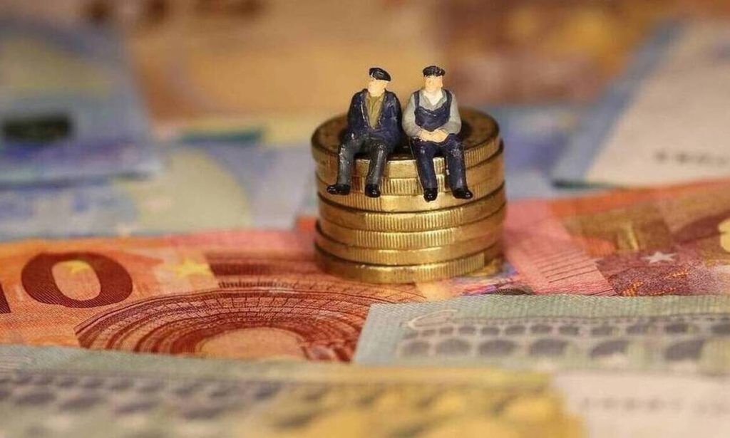 Στα 734,27 ευρώ η μέση κύρια σύνταξη το Φεβρουάριο – Στα 194,39 ευρώ η μέση επικουρική
