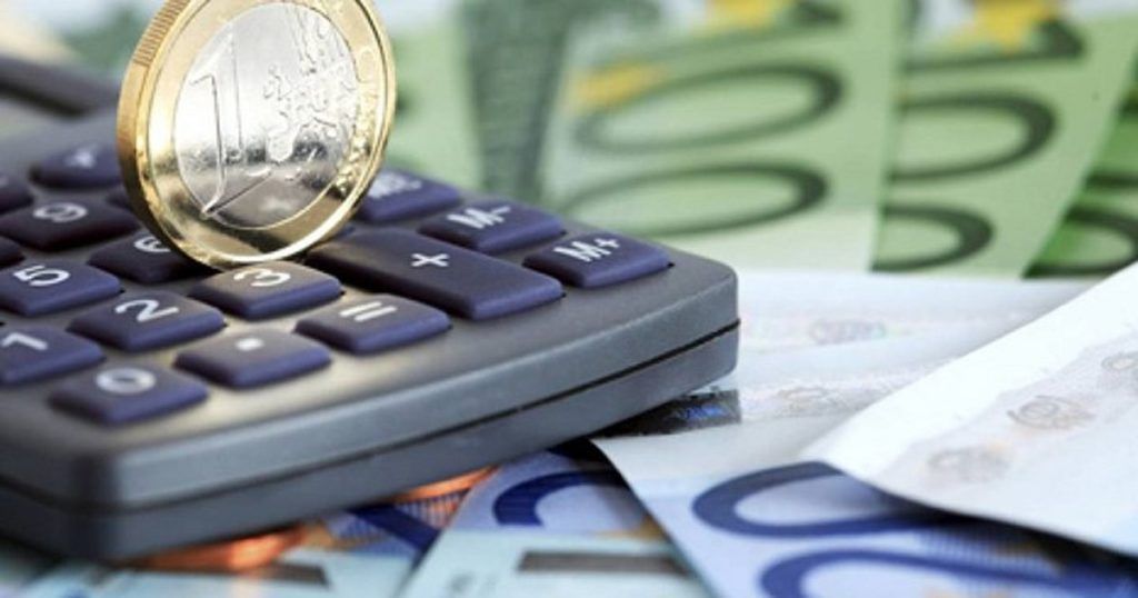 Goldman Sachs: Τα δύο σενάρια για τον τουρισμό και τα οφέλη της Ελλάδας από το “άνοιγμα” της οικονομίας