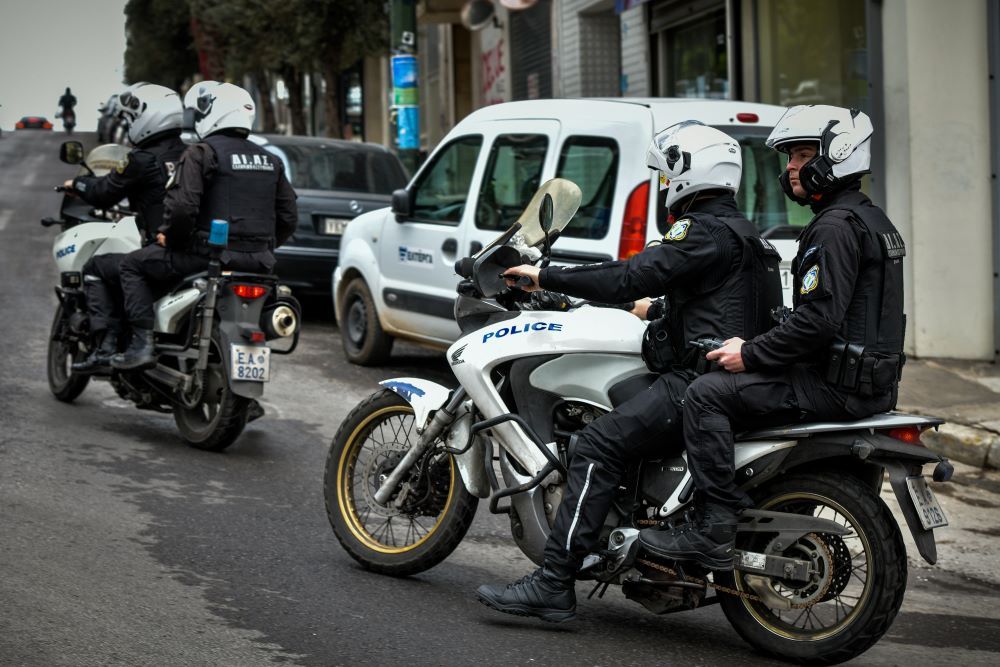 ΕΛ.ΑΣ.: Κάμερες θα φέρουν από σήμερα αστυνομικοί της ΟΠΚΕ και της ΔΙΑΣ ΕΛ.ΑΣ.: Κάμερες θα φέρουν από σήμερα αστυνομικοί της ΟΠΚΕ και της ΔΙΑΣ