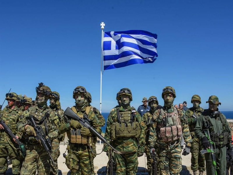 Στρατιωτική θητεία: Πώς το απολυτήριο Στρατού θα ανοίγει πόρτα για δουλειά