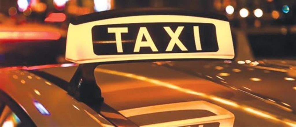 20χρονη φοιτήτρια καταγγέλει: Οδηγός ταξί προσπάθησε να με βιάσει – Πως κατάφερε να ξεφύγει