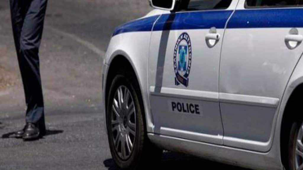 Θεσσαλονίκη: Προσφέρθηκαν να την πάνε σπίτι και την λήστεψαν Θεσσαλονίκη: Προσφέρθηκαν να την πάνε σπίτι και την λήστεψαν