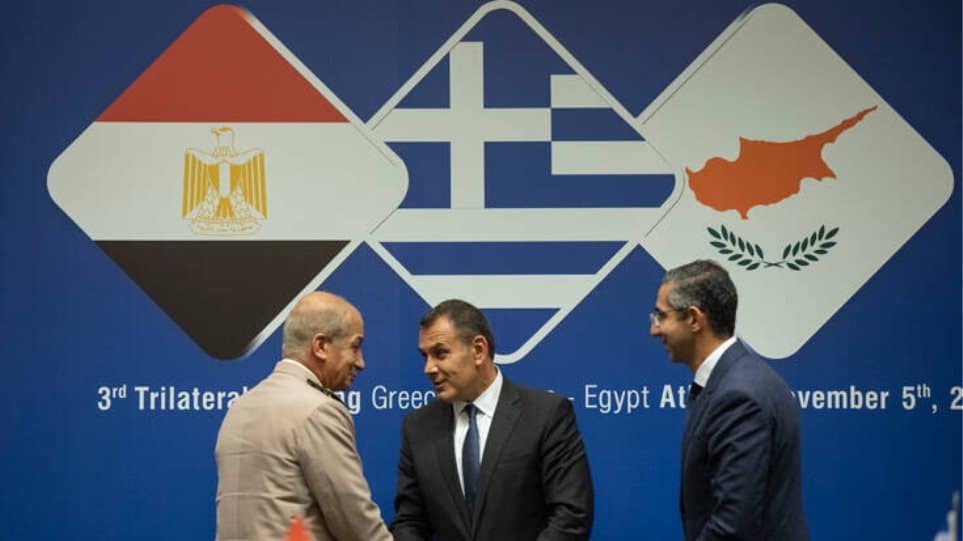 Τριμερής συνάντηση υπουργών Αμυνας Κύπρου-Ελλάδας-Αιγύπτου σήμερα στη Λευκωσία Τριμερής συνάντηση υπουργών Αμυνας Κύπρου-Ελλάδας-Αιγύπτου σήμερα στη Λευκωσία
