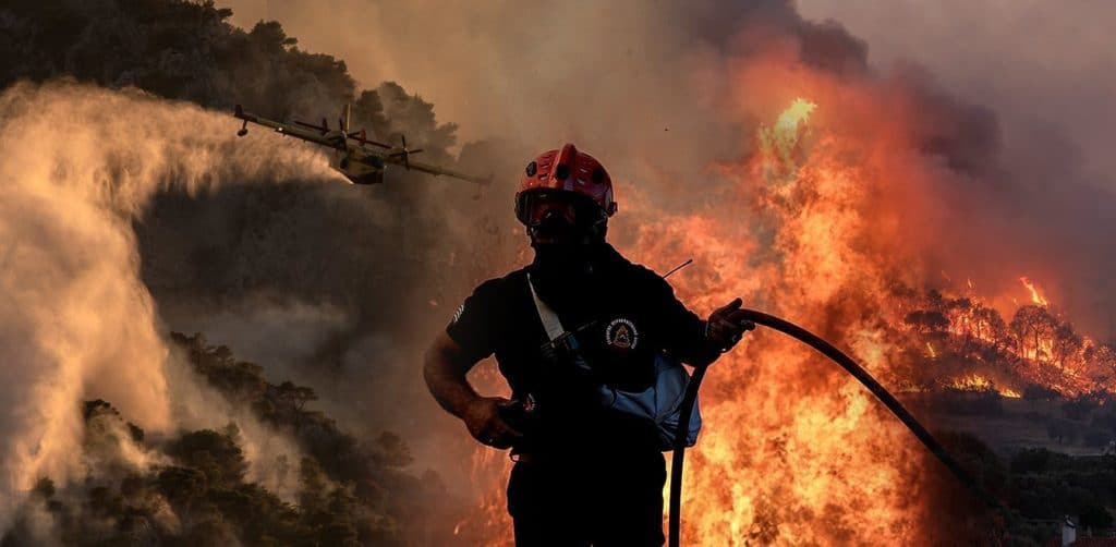 Φωτιά ΤΩΡΑ στη Λάρισα – Ισχυρές δυνάμεις της Πυροσβεστικής στο σημείο