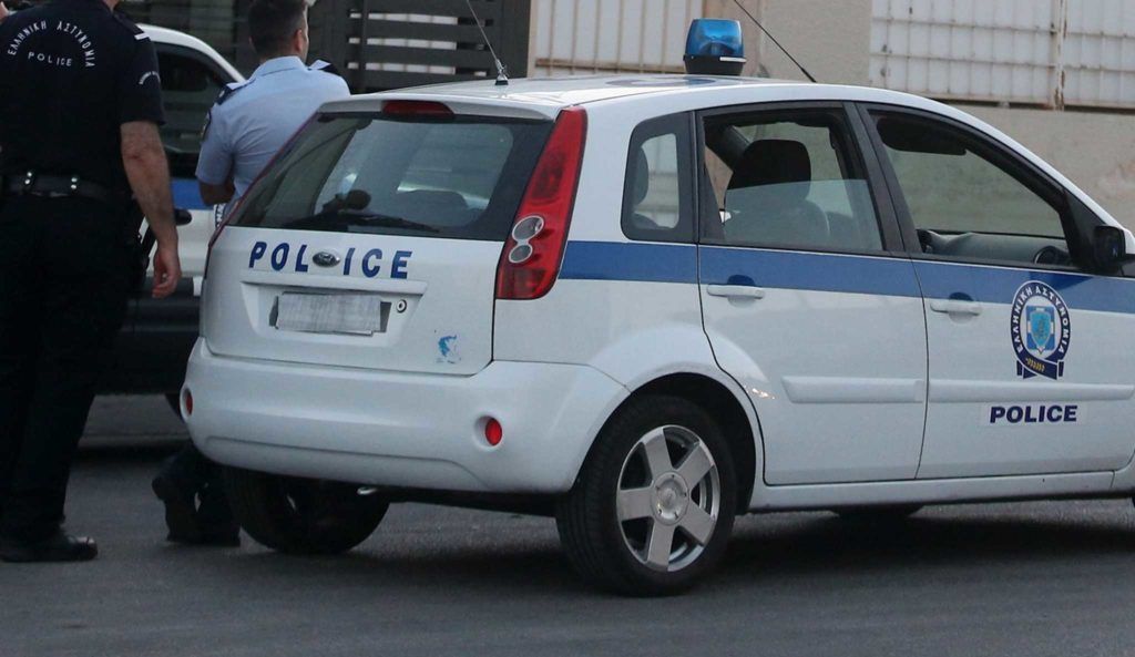 Αστυνομικός μέλος σπείρας διακίνησης κοκαΐνης – Είχαν αποδράσει από το αλλοδαπών Αστυνομικός μέλος σπείρας διακίνησης κοκαΐνης – Είχαν αποδράσει από το αλλοδαπών