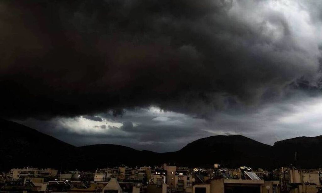 Καιρός: Προσοχή – Ποιες περιοχές θα πλήξουν τις επόμενες ώρες οι βροχές και οι καταιγίδες