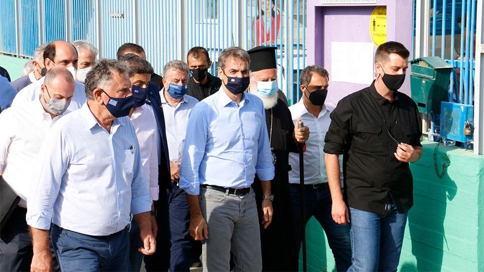 Στην Κρήτη ο Μητσοτάκης: Άμεσα 20.000 ευρώ σε όσους έχασαν τα σπίτια τους – Στήριξη σε επιχειρήσεις Στην Κρήτη ο Μητσοτάκης: Άμεσα 20.000 ευρώ σε όσους έχασαν τα σπίτια τους – Στήριξη σε επιχειρήσεις