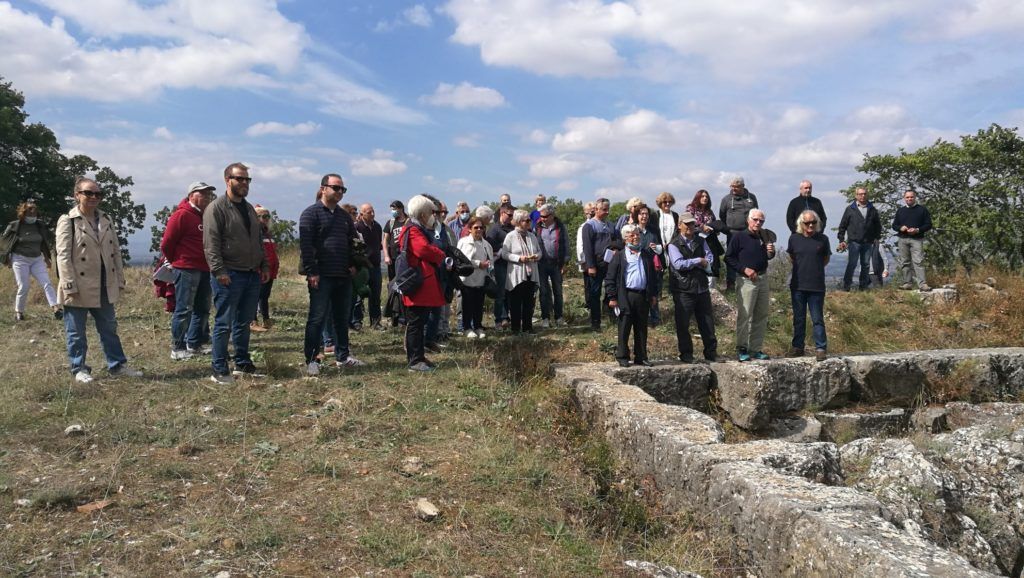Ξενάγηση της Φιλαρχαίου Εταιρείας Αλμυρού «Όθρυς» στην αρχαία Μελιταία Ξενάγηση της Φιλαρχαίου Εταιρείας Αλμυρού «Όθρυς» στην αρχαία Μελιταία