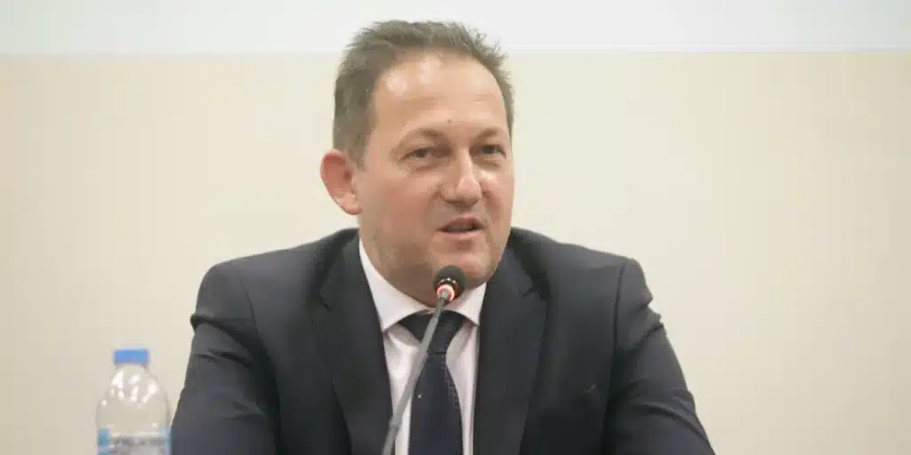 Πέτσας: Με αυτόν τον τρόπο θα γίνονται μελλοντικές προσλήψεις στους ΟΤΑ