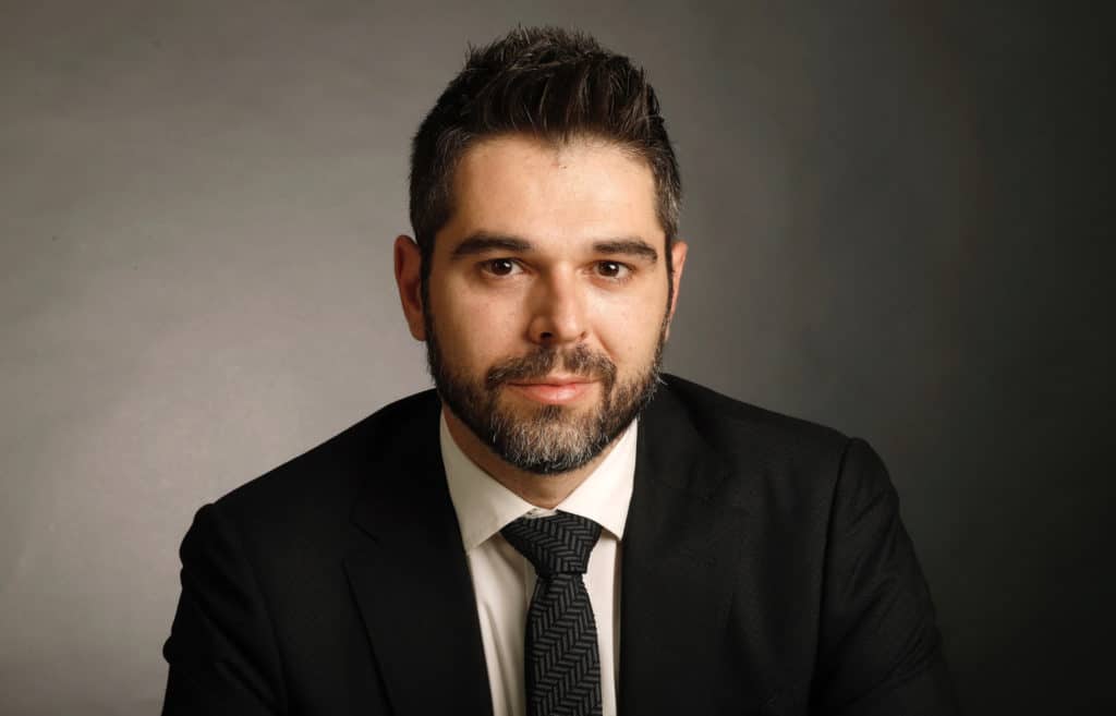 Ο Γιάννης Σαρακίωτης για την επέτειο του πολυτεχνείου Ο Γιάννης Σαρακίωτης για την επέτειο του πολυτεχνείου