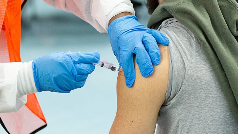 Ιταλία : Αντιεμβολιαστής κινδυνεύει να χάσει το χέρι του – Τι έκανε μετά το εμβόλιο Ιταλία : Αντιεμβολιαστής κινδυνεύει να χάσει το χέρι του – Τι έκανε μετά το εμβόλιο