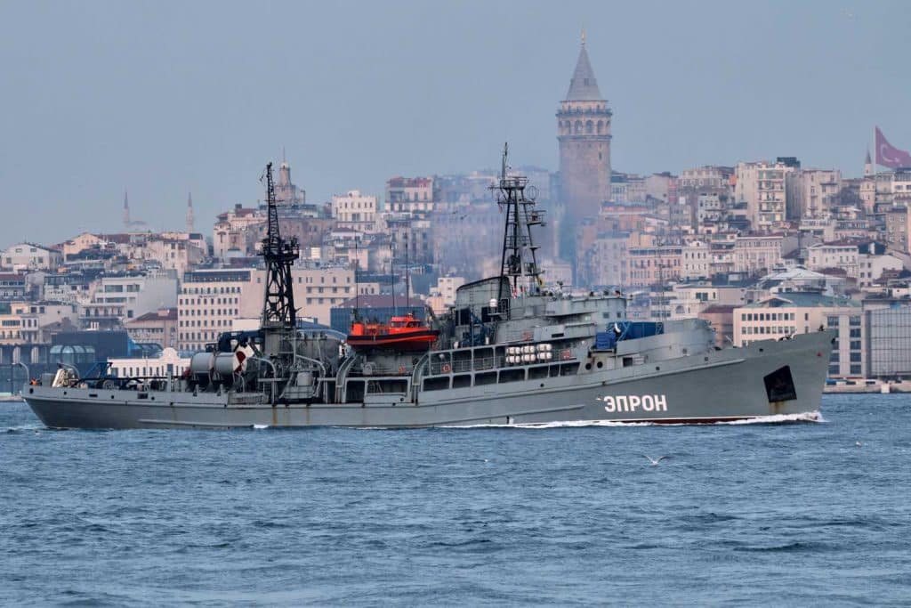 Πόλεμος στην Ουκρανία: Διαψεύδει η Τουρκία το μπλόκο σε ρωσικά πλοία στα στενά του Βοσπόρου