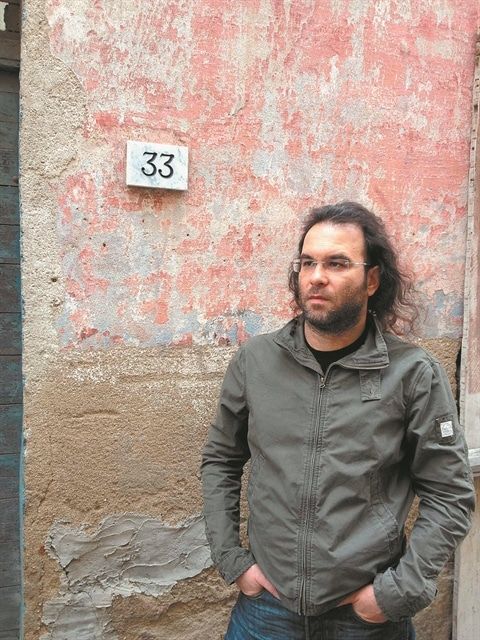 Πρωτιά με διεθνές βραβείο για τον Χρήστο Οικονόμου. Πρωτιά με διεθνές βραβείο για τον Χρήστο Οικονόμου.