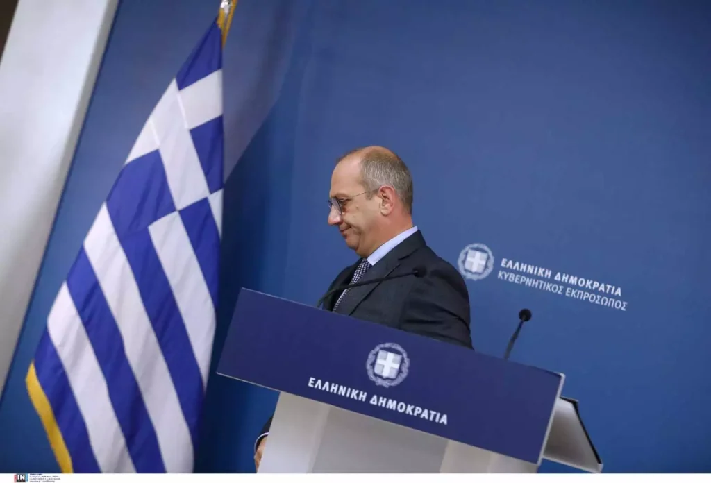Γιάννης Οικονόμου: Πέθανε ο πατέρας του κυβερνητικού εκπροσώπου