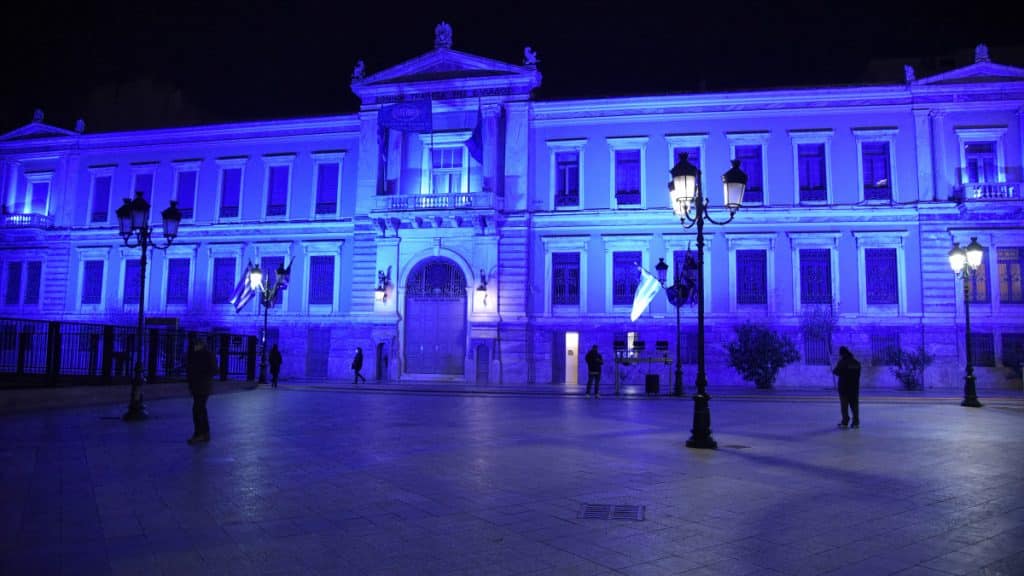 O διεθνής τηλεμαραθώνιος για τη στήριξη της Ουκρανίας μεταδίδεται από γιγαντοοθόνη στην Πλατεία Κοτζιά