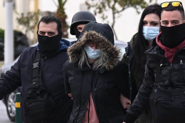 Ρούλα Πισπιρίγκου: «Αυτό είναι πάνω από τα όρια» – Η αντίδρασή της μόλις έμαθε ότι ο Μάνος θέλει τεστ πατρότητας Ρούλα Πισπιρίγκου: «Αυτό είναι πάνω από τα όρια» – Η αντίδρασή της μόλις έμαθε ότι ο Μάνος θέλει τεστ πατρότητας
