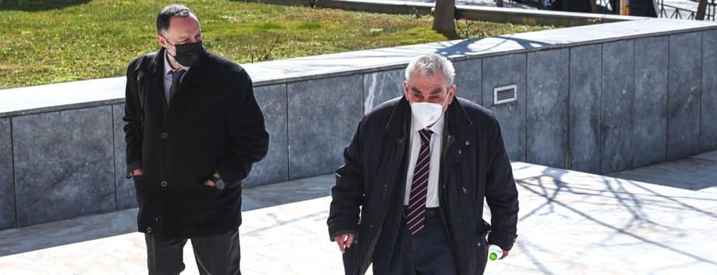 Δημήτρης Παπαγγελόπουλος: Απολογείται για τη σκευωρία της Novartis Δημήτρης Παπαγγελόπουλος: Απολογείται για τη σκευωρία της Novartis