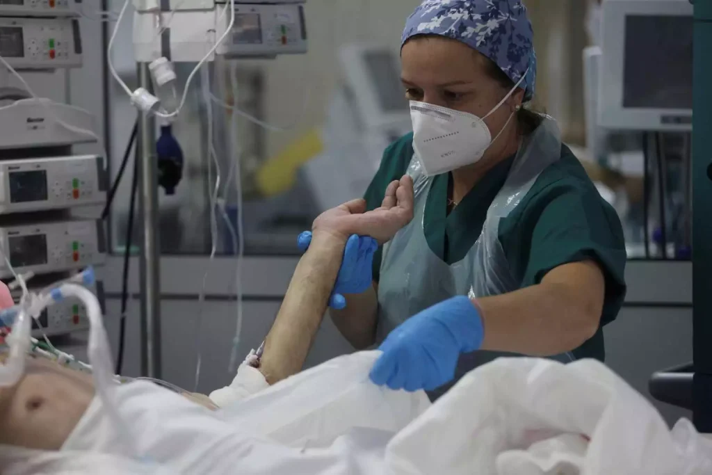 Ο κορονοϊός γερνά τον εγκέφαλο μέχρι και 20 χρόνια – Πώς επηρεάζει το IQ Ο κορονοϊός γερνά τον εγκέφαλο μέχρι και 20 χρόνια – Πώς επηρεάζει το IQ