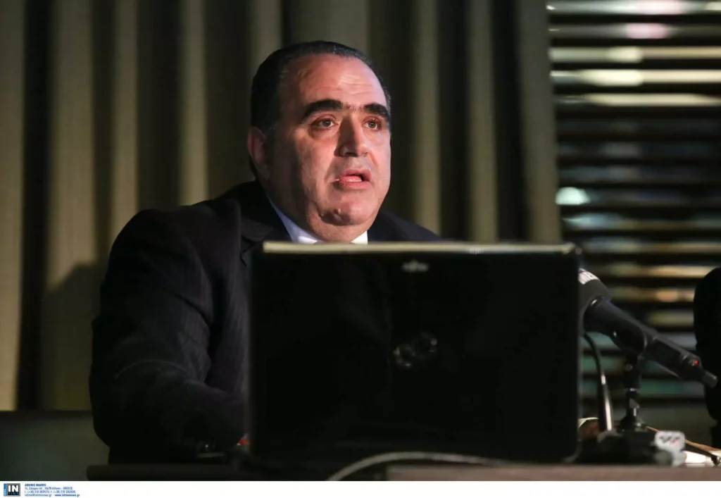 Σφακιανάκης για αυτοκτονία 14χρονου: «Πάμε σε εποχές Γιακουμάκη – Υπάρχουν ενδείξεις bullying» Σφακιανάκης για αυτοκτονία 14χρονου: «Πάμε σε εποχές Γιακουμάκη – Υπάρχουν ενδείξεις bullying»