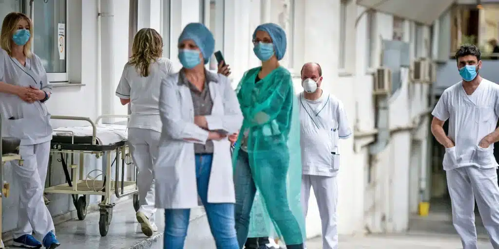Όσοι δεν εγγραφούν για προσωπικό γιατρό θα έχουν «πέναλτι» 10% σε φάρμακα και εξετάσεις -Η διαδικασία