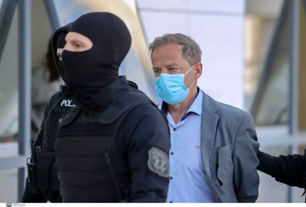 Δίκη Λιγνάδη: Σε διάσκεψη το δικαστήριο για να εκδώσει την ετυμηγορία του Δίκη Λιγνάδη: Σε διάσκεψη το δικαστήριο για να εκδώσει την ετυμηγορία του