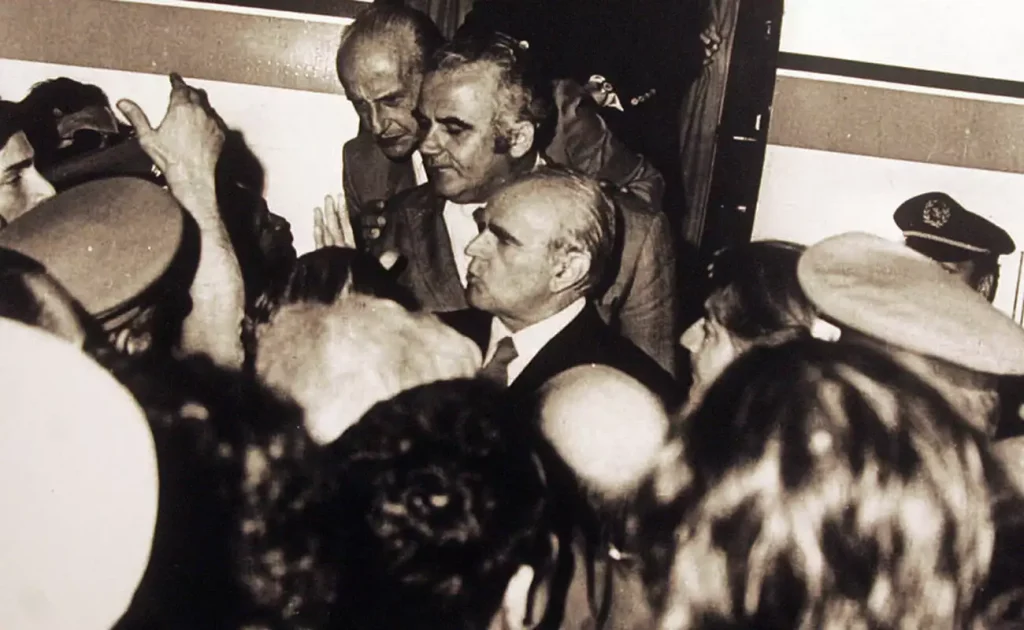 Κωνσταντίνος Καραμανλής: Το άγνωστο πρωτοσέλιδο στο Time τον Αύγουστο του ’74 Κωνσταντίνος Καραμανλής: Το άγνωστο πρωτοσέλιδο στο Time τον Αύγουστο του ’74
