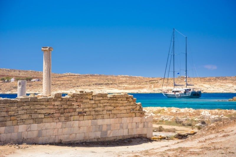 Το ακατοίκητο ελληνικό νησί που είναι γεμάτο αρχαίους θησαυρούς Το ακατοίκητο ελληνικό νησί που είναι γεμάτο αρχαίους θησαυρούς