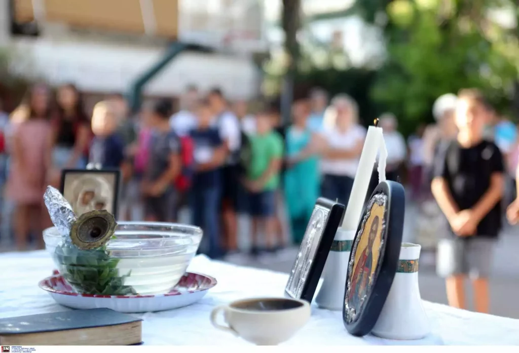 Νέα σχολική χρονιά: Πώς θα ανοίξουν τα σχολεία και πώς θα βρουν τις τάξεις οι μαθητές Νέα σχολική χρονιά: Πώς θα ανοίξουν τα σχολεία και πώς θα βρουν τις τάξεις οι μαθητές