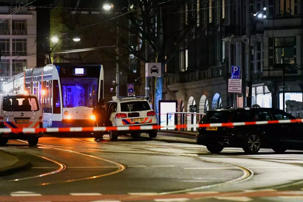 Τέσσερις συλλήψεις για την απόπειρα απαγωγής του Βέλγου υπουργού Δικαιοσύνης Τέσσερις συλλήψεις για την απόπειρα απαγωγής του Βέλγου υπουργού Δικαιοσύνης