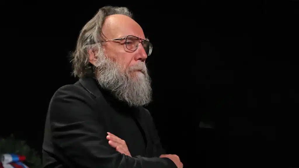 Άρθρο του Αλεξάντρ Ντούγκιν: Βρισκόμαστε στα πρόθυρα του Γ’ Παγκόσμιου Πολέμου