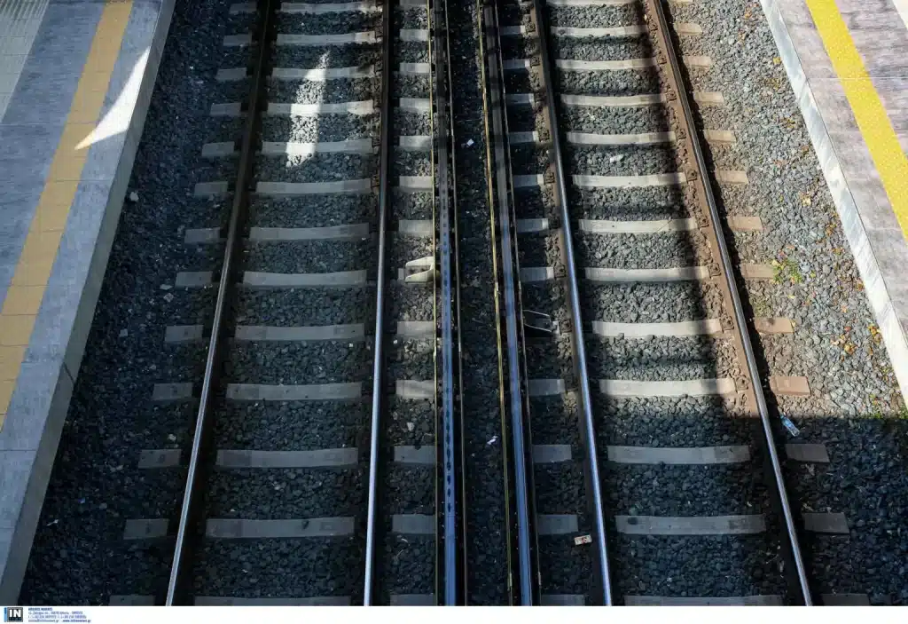 Φθιώτιδα: Άναψε φωτιές το πρόστιμο ελεγκτή σε φοιτήτρια πριν φύγει το τρένο – Έβαλε τα κλάματα η κοπέλα Φθιώτιδα: Άναψε φωτιές το πρόστιμο ελεγκτή σε φοιτήτρια πριν φύγει το τρένο – Έβαλε τα κλάματα η κοπέλα