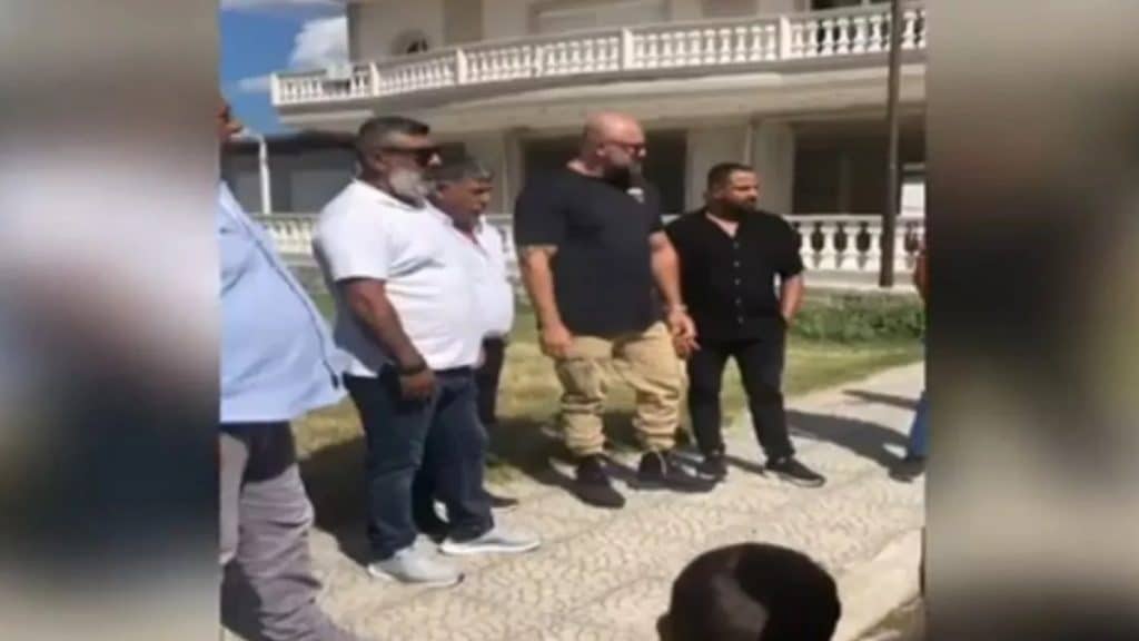 Bόλος: Διαλύθηκε αρραβώνας ρομά on camera με αποζημίωση… 50.000 ευρώ!
