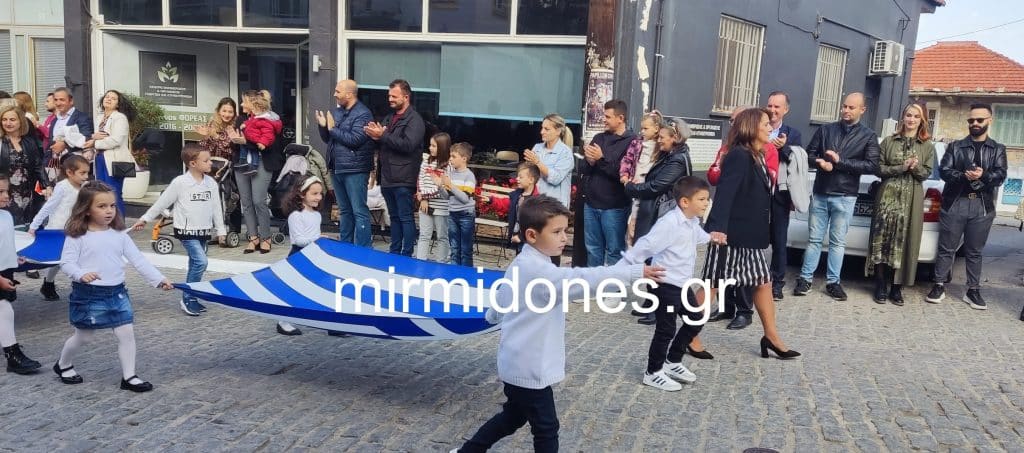 Ο εορτασμός της 28ης Οκτωβρίου στο Δομοκό(φωτογραφίες)