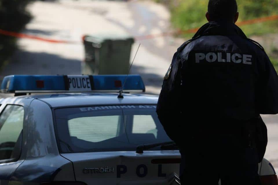 Με κωδικοποιημένες φράσεις και ενοικίαση λογαριασμών δρούσε η σπείρα από το Ζευγολατιό Με κωδικοποιημένες φράσεις και ενοικίαση λογαριασμών δρούσε η σπείρα από το Ζευγολατιό