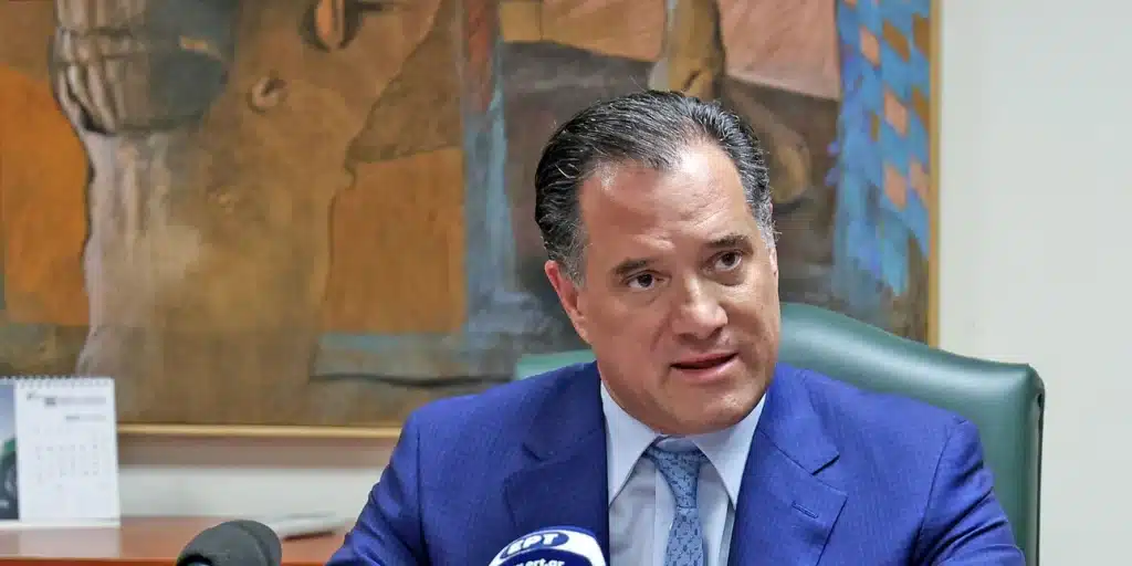 Άδωνις για παρακολουθήσεις: Δεν είχε άλλη δουλειά ο Μητσοτάκης από το να παρακολουθεί την Ευγενία ή την Πόπη
