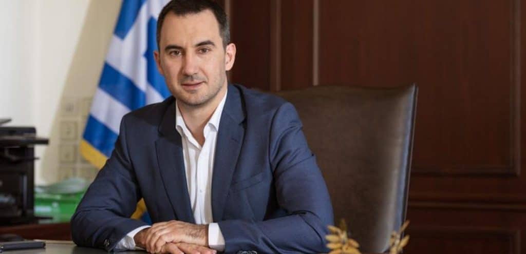 Χαρίτσης για τη μη μείωση ΦΠΑ στα τρόφιμα: Ας απαντήσουν στους εργαζόμενους πώς θα βγάλουν το μήνα