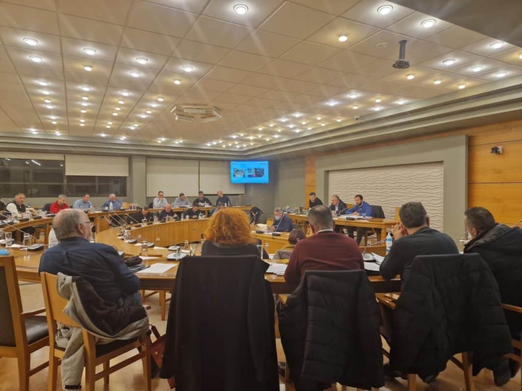 Εικόνα διάλυσης! Καταψηφίστηκε αλλά… πέρασε ο προϋπολογισμός του δήμου Λαμιέων – διεγράφη επειδή διαφώνησε η Αμαλία Ποντίκα – έκρηξη Κώστα Σταυρογιαννη (βίντεο)