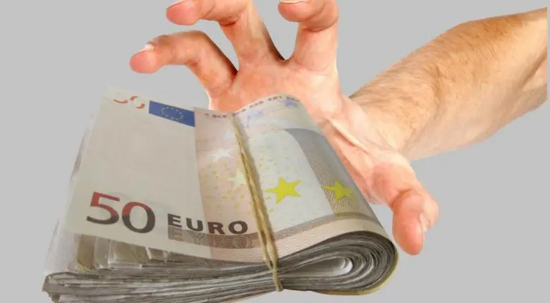 Έρχεται ο κλιμακωτά ακατάσχετος λογαριασμός για τους συνεπείς οφειλέτες Έρχεται ο κλιμακωτά ακατάσχετος λογαριασμός για τους συνεπείς οφειλέτες