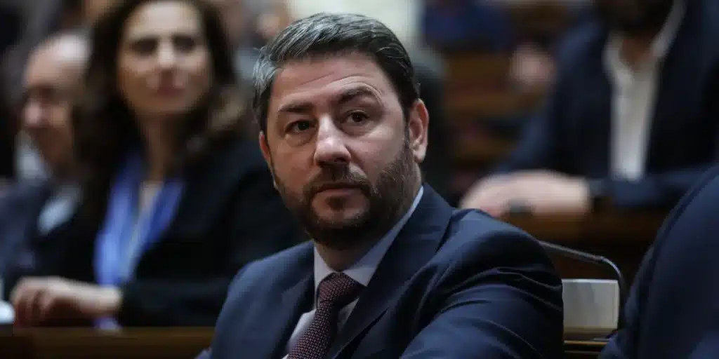 ΠΑΣΟΚ: Πώς ο Ανδρουλάκης θα τετραγωνίσει τον κύκλο -Τα σενάρια συγκυβέρνησης και η «καυτή πατάτα»